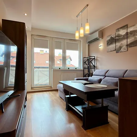 Apartament Partynice Harmony By Bookinghost